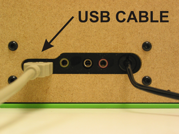 USB cable connection for simple music player